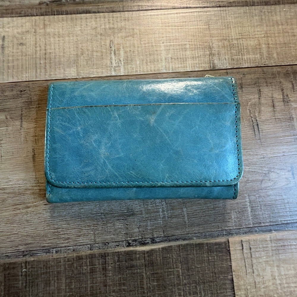 Hobo Leather Trifold Wallet Blue